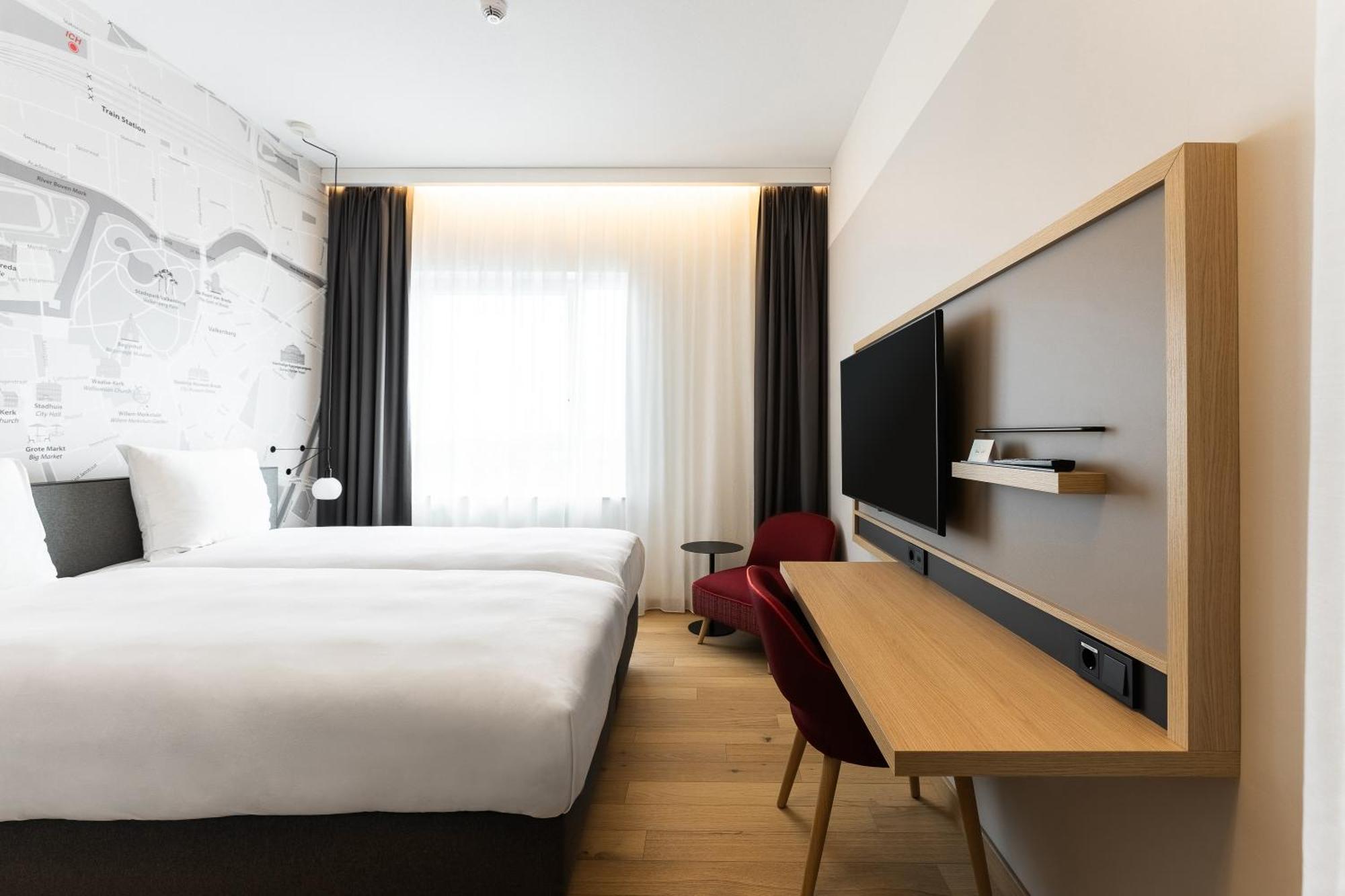 Intercityhotel 4*